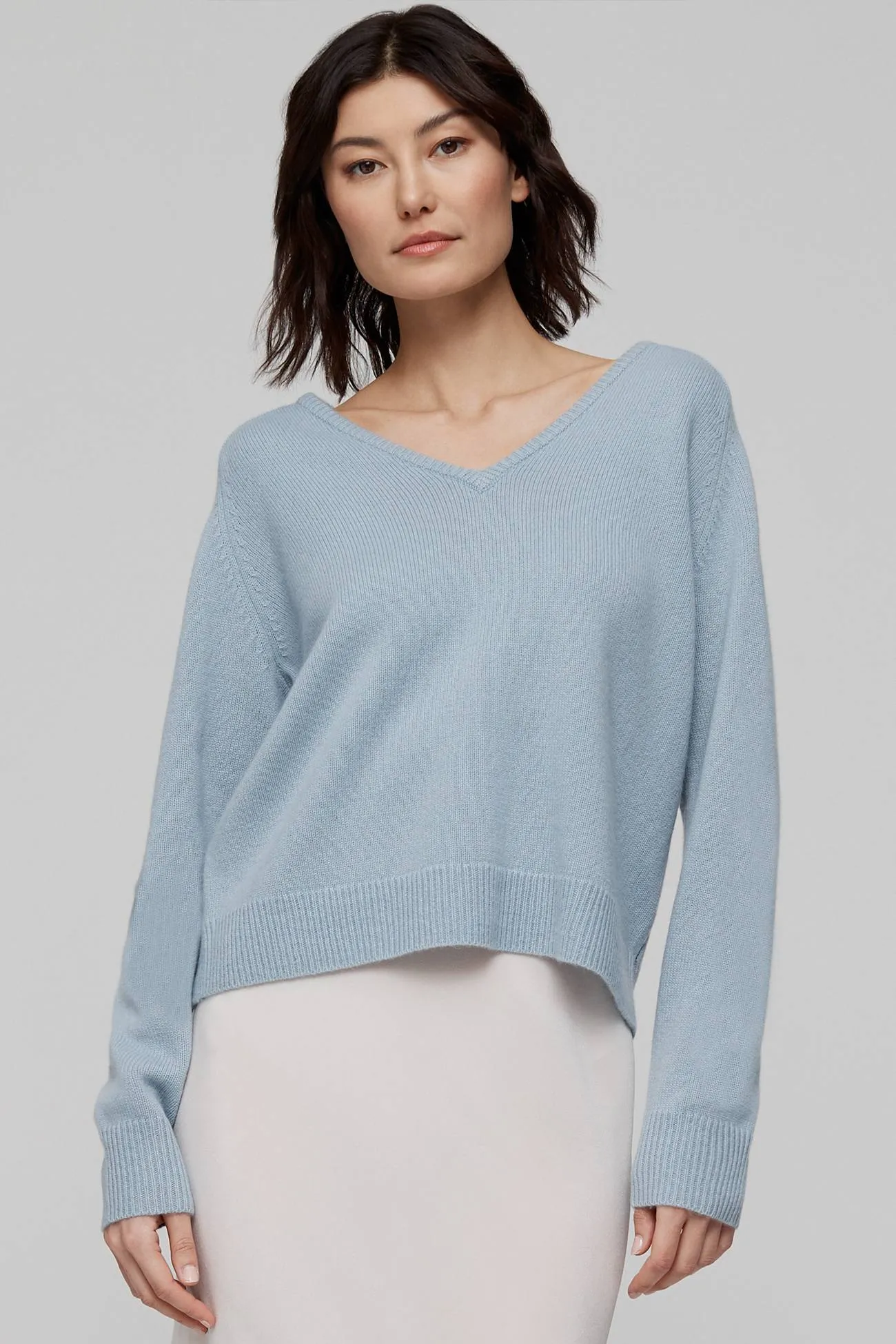 ARIA V-NECK CASHMERE SWEATER