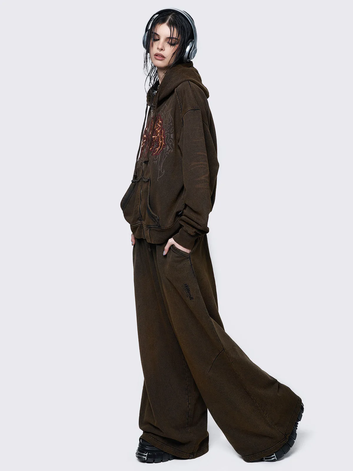 Liv Brown Wash Sweatpants