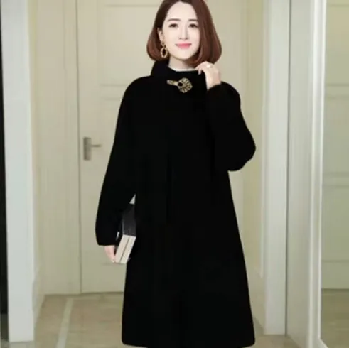 Thick Classy Stripe Coat With Pin