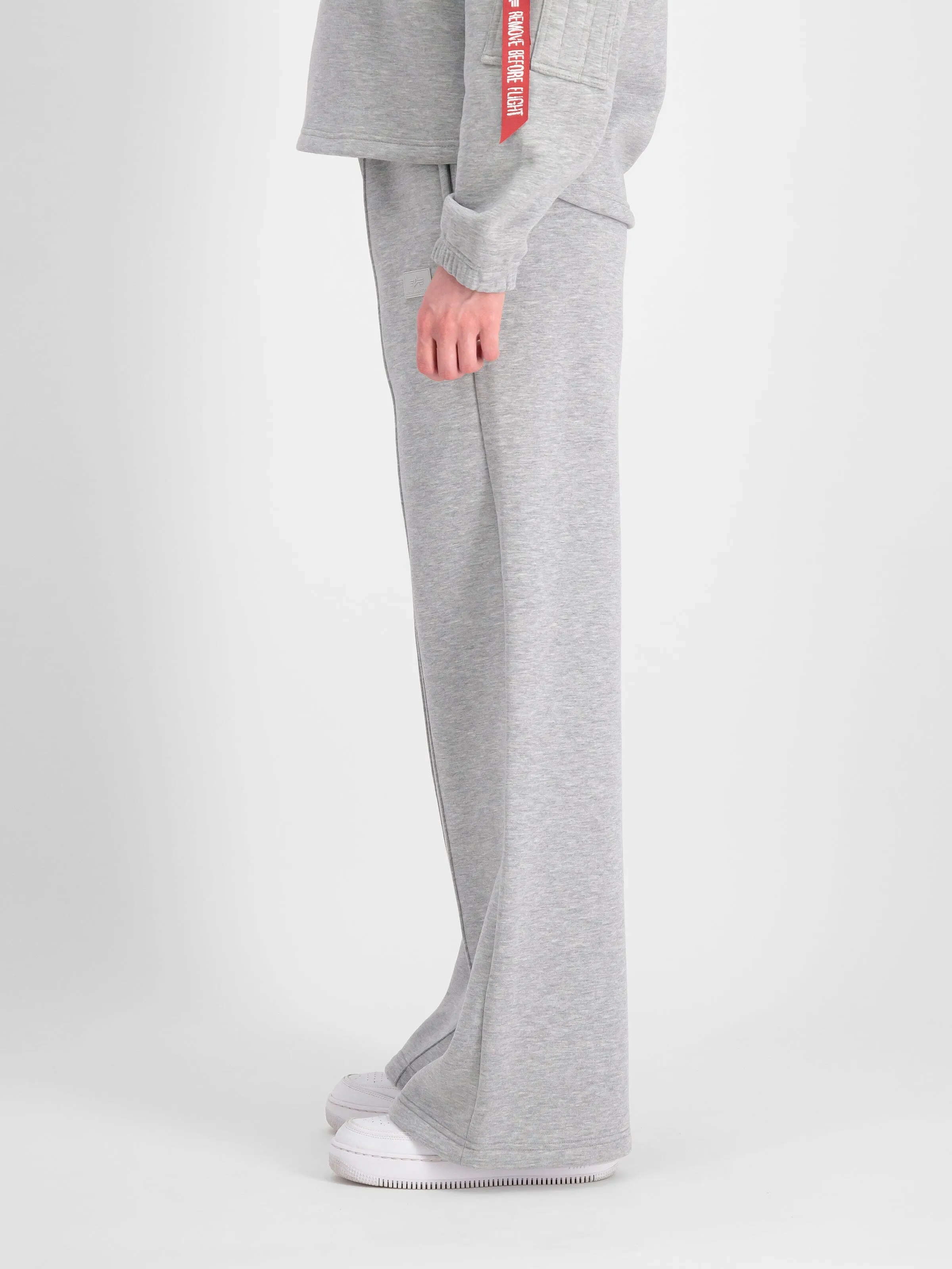 WOMEN'S X-FIT LABEL WIDE JOGGER
